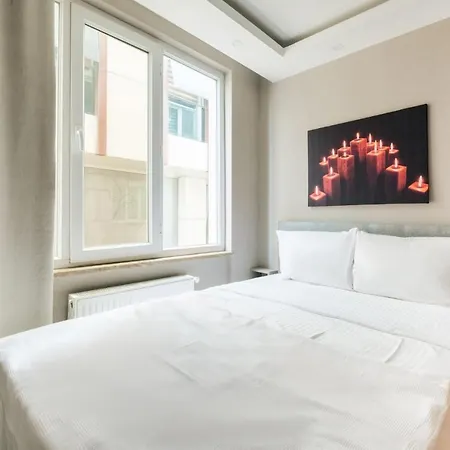Chic Modern Flat Near Torium Mall In Beylikduzu شقة